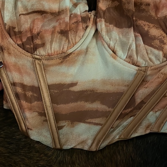 Brown and tan crop top corset size small - Picture 5 of 5